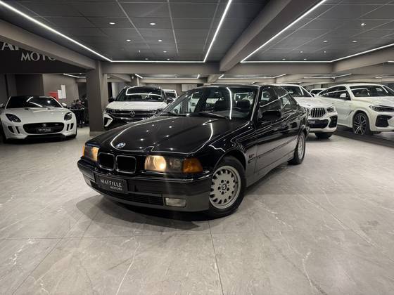 BMW 325i 2.5 SEDAN 24V GASOLINA 4P AUTOMÁTICO BMW 325i 2.5 SEDAN 24V GASOLINA 4P AUTOMÁTICO